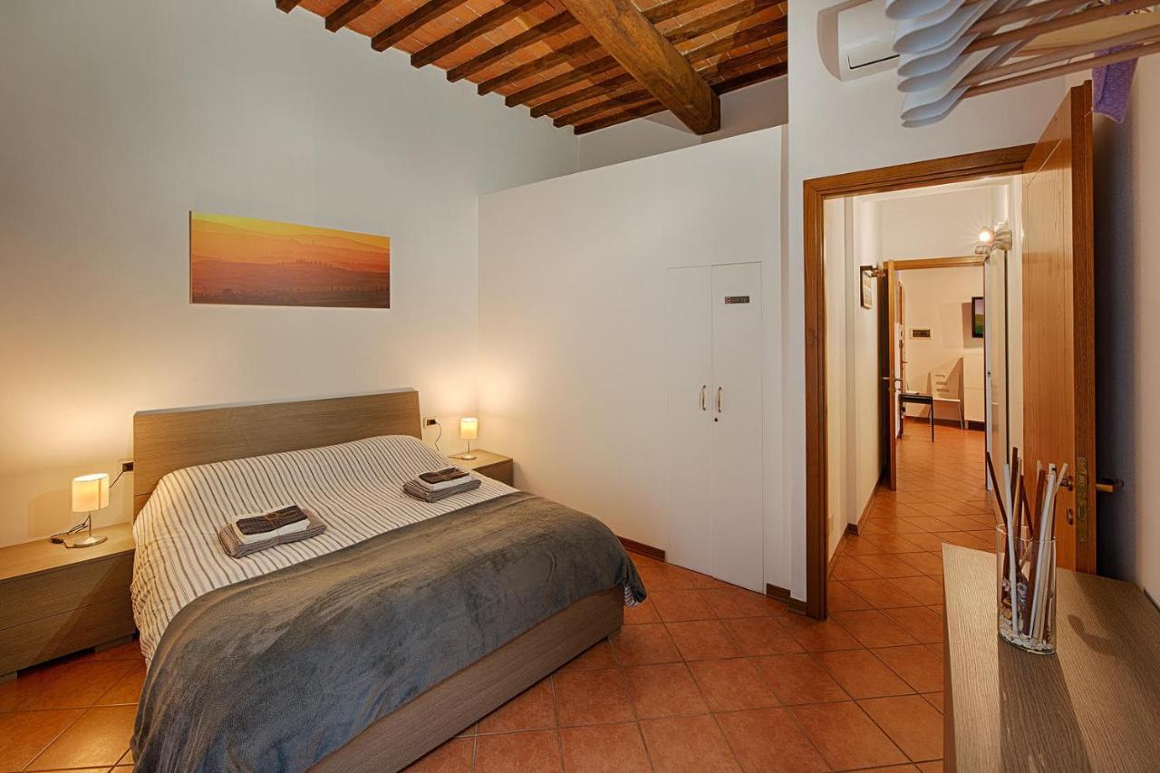 Ferienwohnung Casazappa - In Centro A Piedi, Parcheggio E Giardino Privato Siena Exterior foto